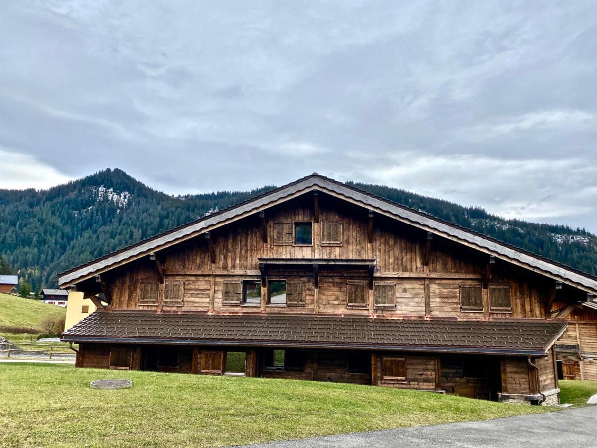 Le Nid Du Corbeau Villa Morgins Exterior photo